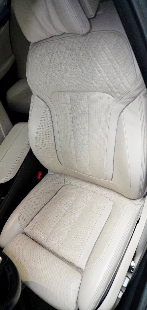 Used 2018 BMW 540i image 4