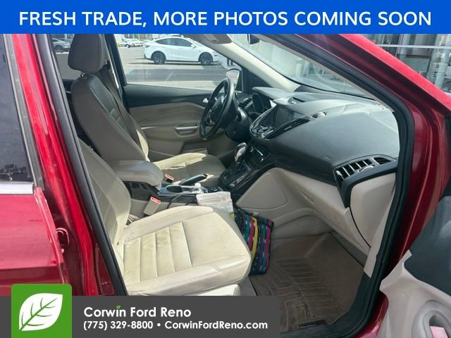 Used 2016 Ford Escape Titanium w/ Equipment Group 301A AWD/4WD image 10
