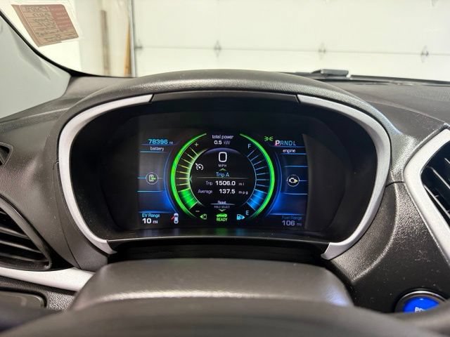 Used 2017 Chevrolet Volt LT w/ Comfort Package FWD image 13