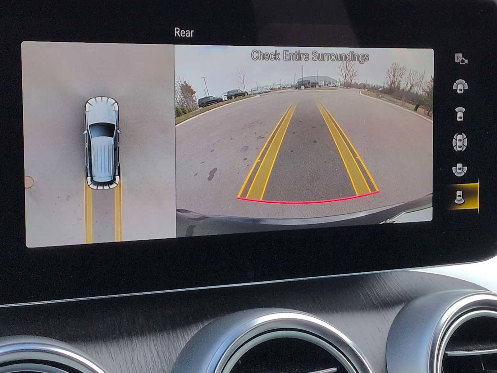 Used 2022 Mercedes-Benz GLC 300 4MATIC image 29