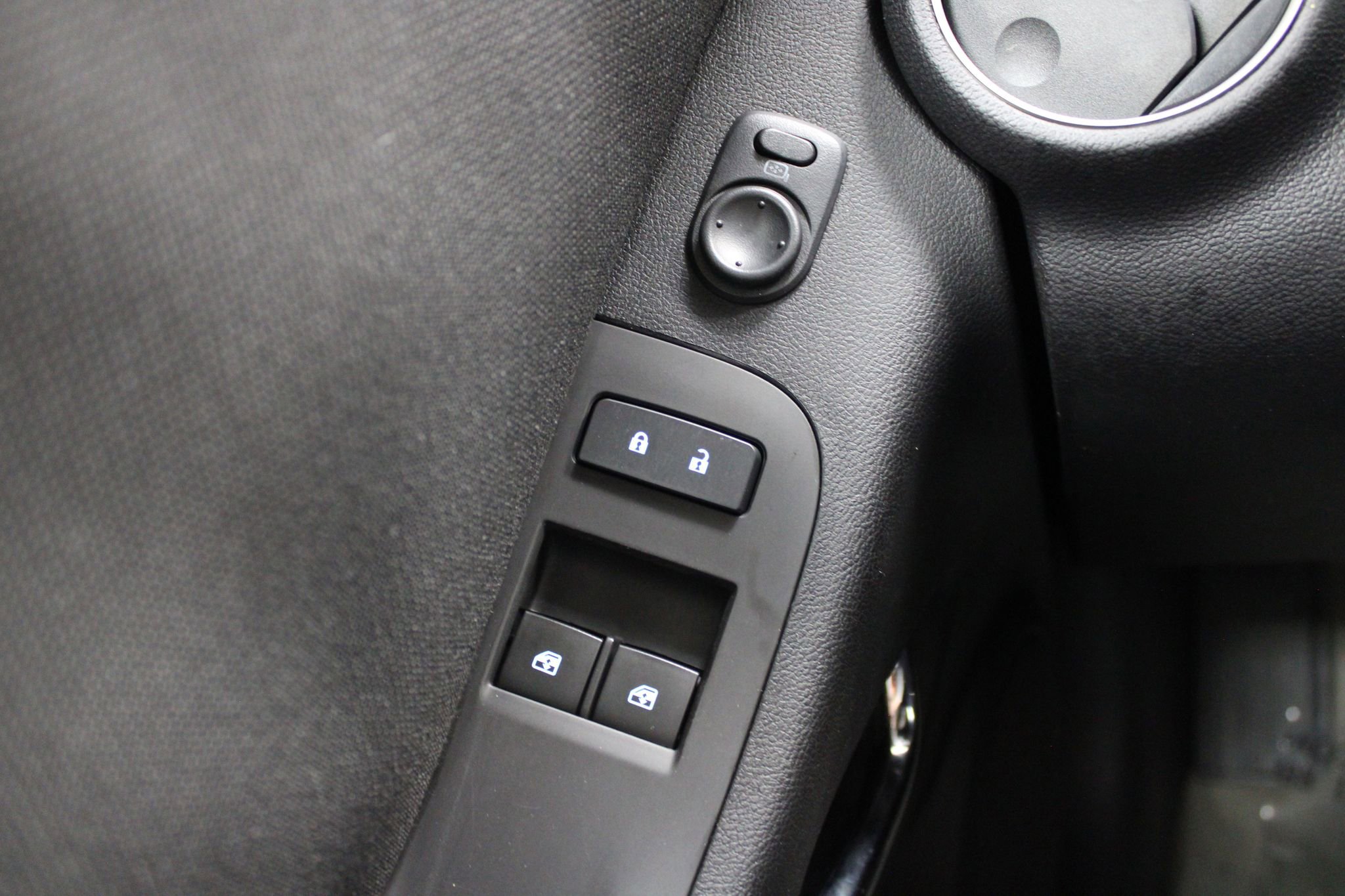 Used 2015 Chevrolet Camaro SS w/ Rear Vision Package image 30