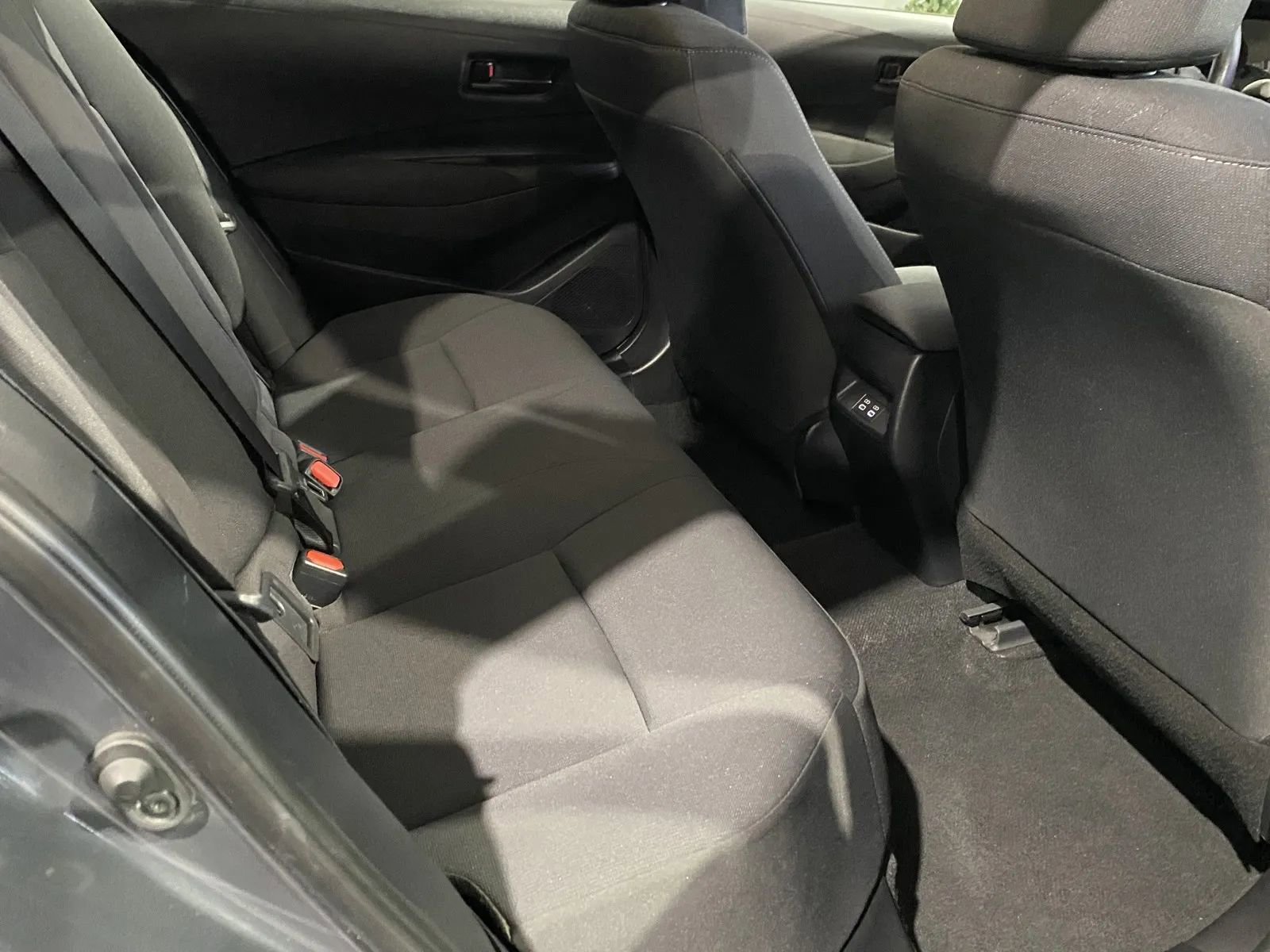 Used 2025 Toyota Corolla LE image 7