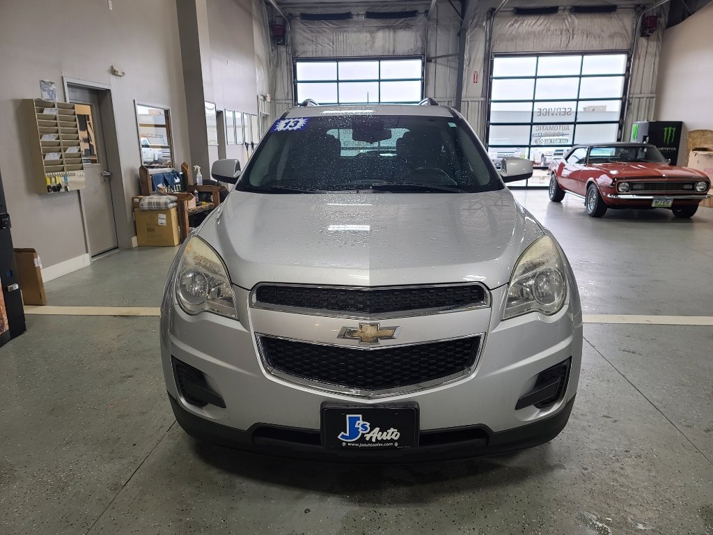 Used 2013 Chevrolet Equinox LT w/ Driver Convenience Package AWD/4WD image 2