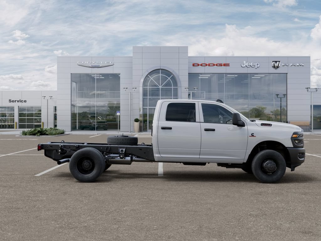 New 2026 RAM 3500 Tradesman AWD/4WD image 21