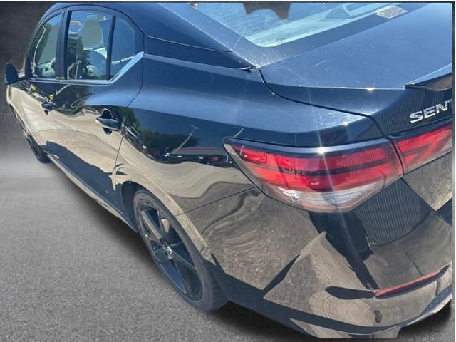 Used 2022 Nissan Sentra SR w/ Lighting Package FWD image 15