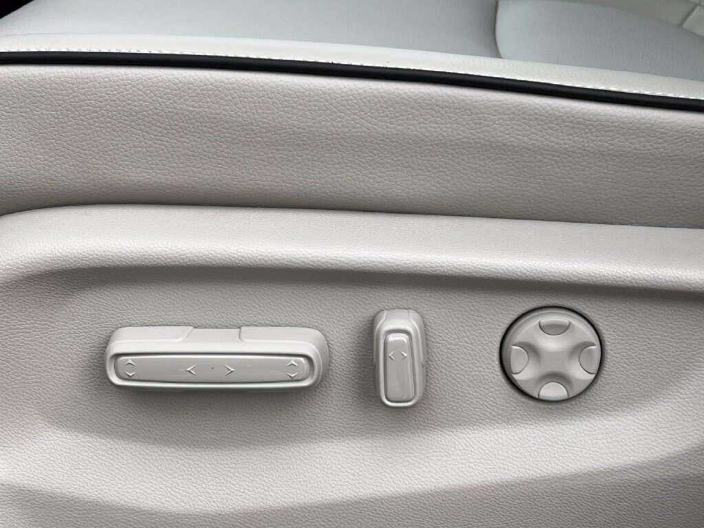 New 2027 Honda Odyssey Touring image 10