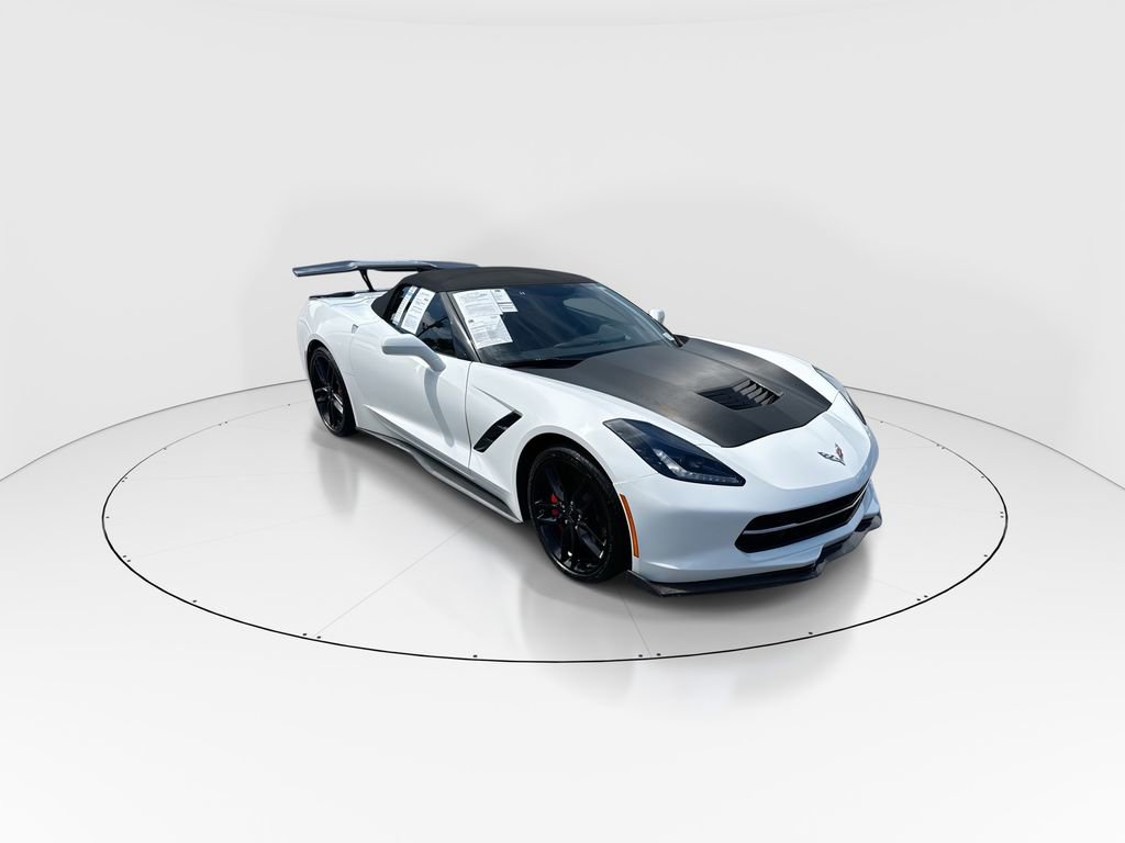 Used 2018 Chevrolet Corvette Stingray Convertible w/ 1LT RWD image 2