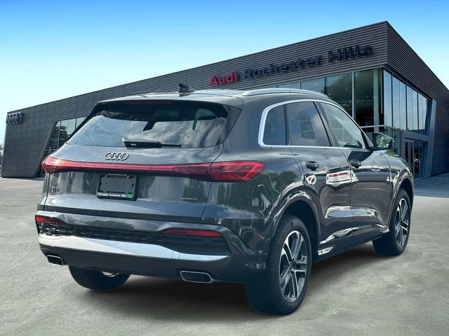 Certified 2025 Audi Q5 Premium w/ Convenience Package AWD/4WD image 5