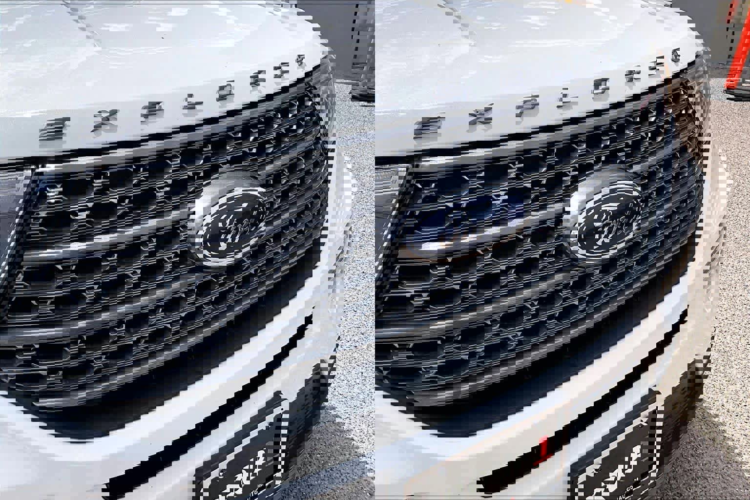 Certified 2021 Ford Explorer XLT w/ Equipment Group 202A image 28