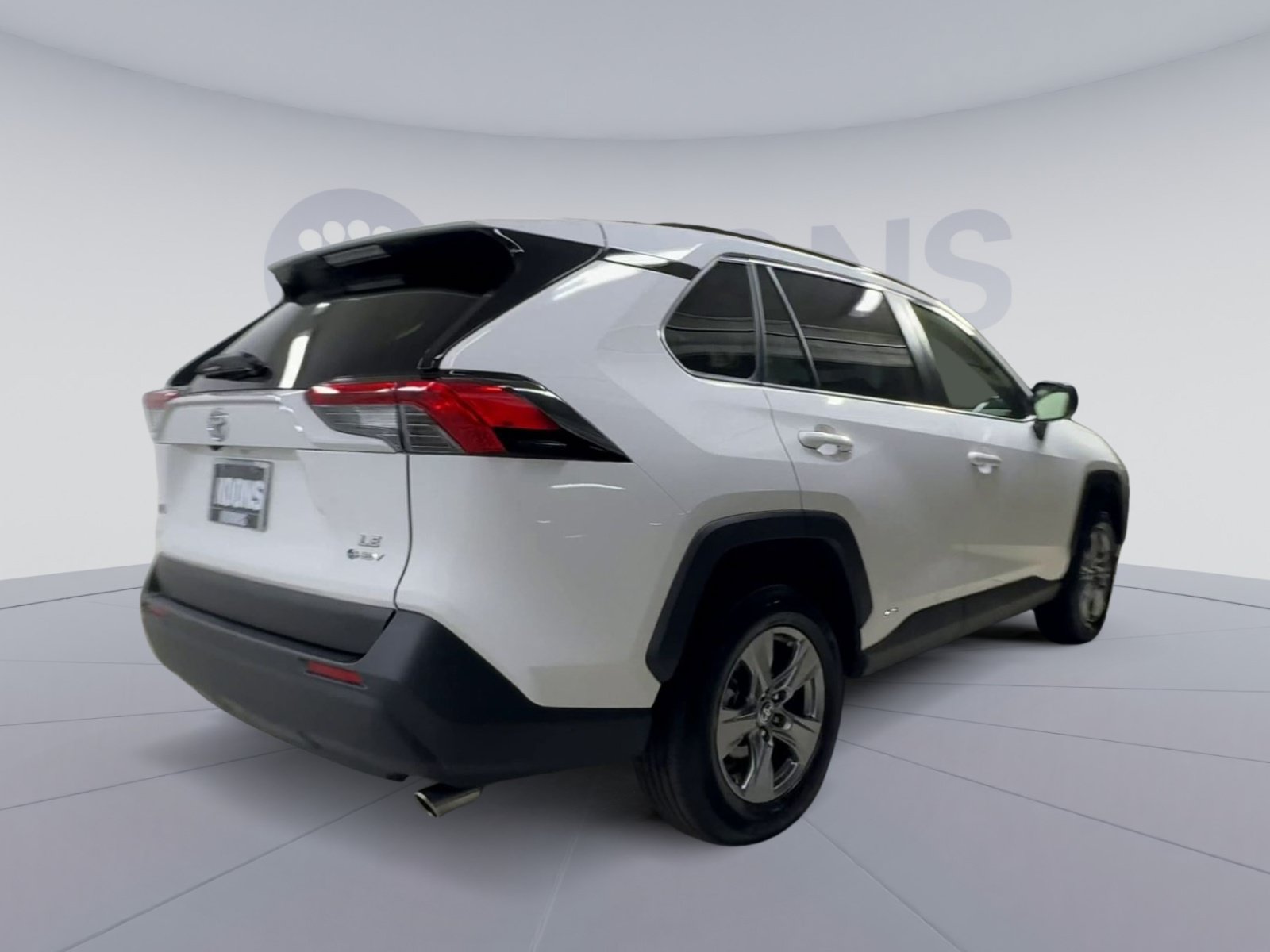 Used 2025 Toyota RAV4 LE AWD/4WD image 11