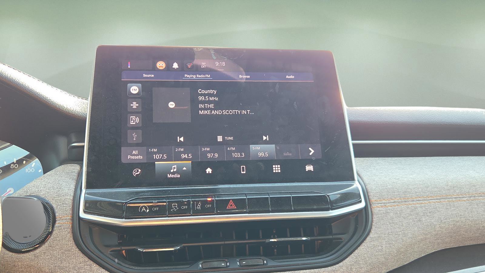 Used 2022 Jeep Compass Sport image 10