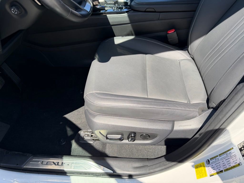 Used 2022 Lexus NX 350 AWD image 25