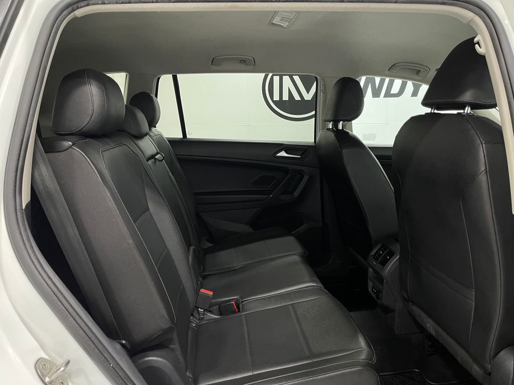Used 2020 Volkswagen Tiguan SEL image 31
