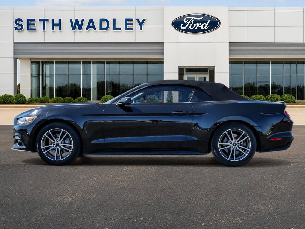Used 2017 Ford Mustang Premium image 4