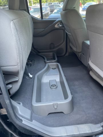 Used 2019 Nissan Frontier SV AWD/4WD image 24