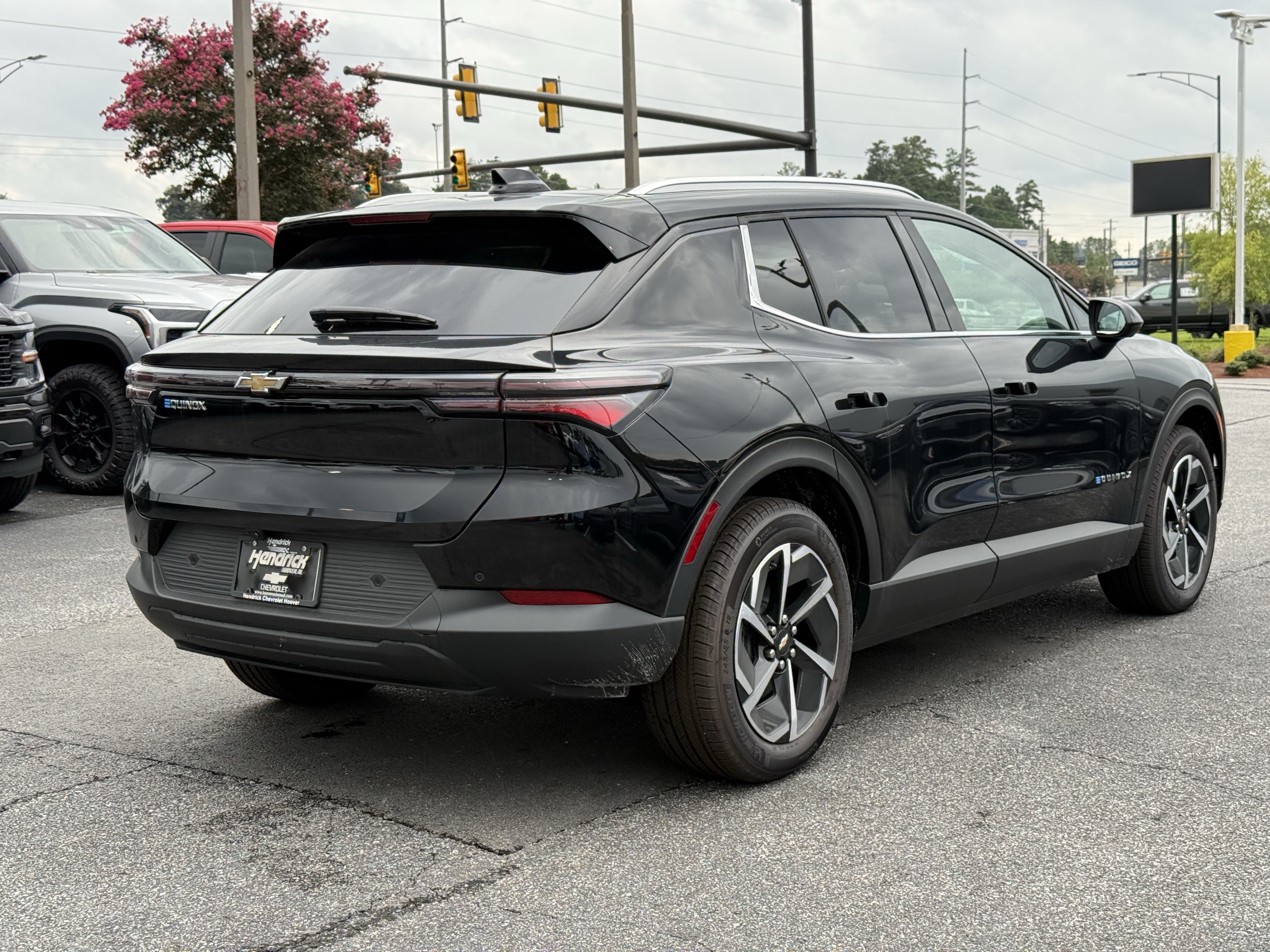 New 2026 Chevrolet Equinox EV LT FWD image 10