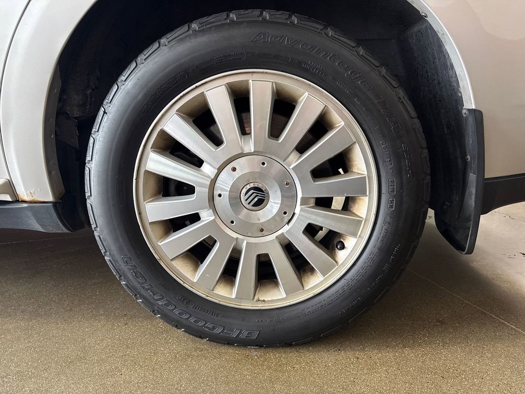 Used 2008 Mercury Sable AWD Sedan image 33