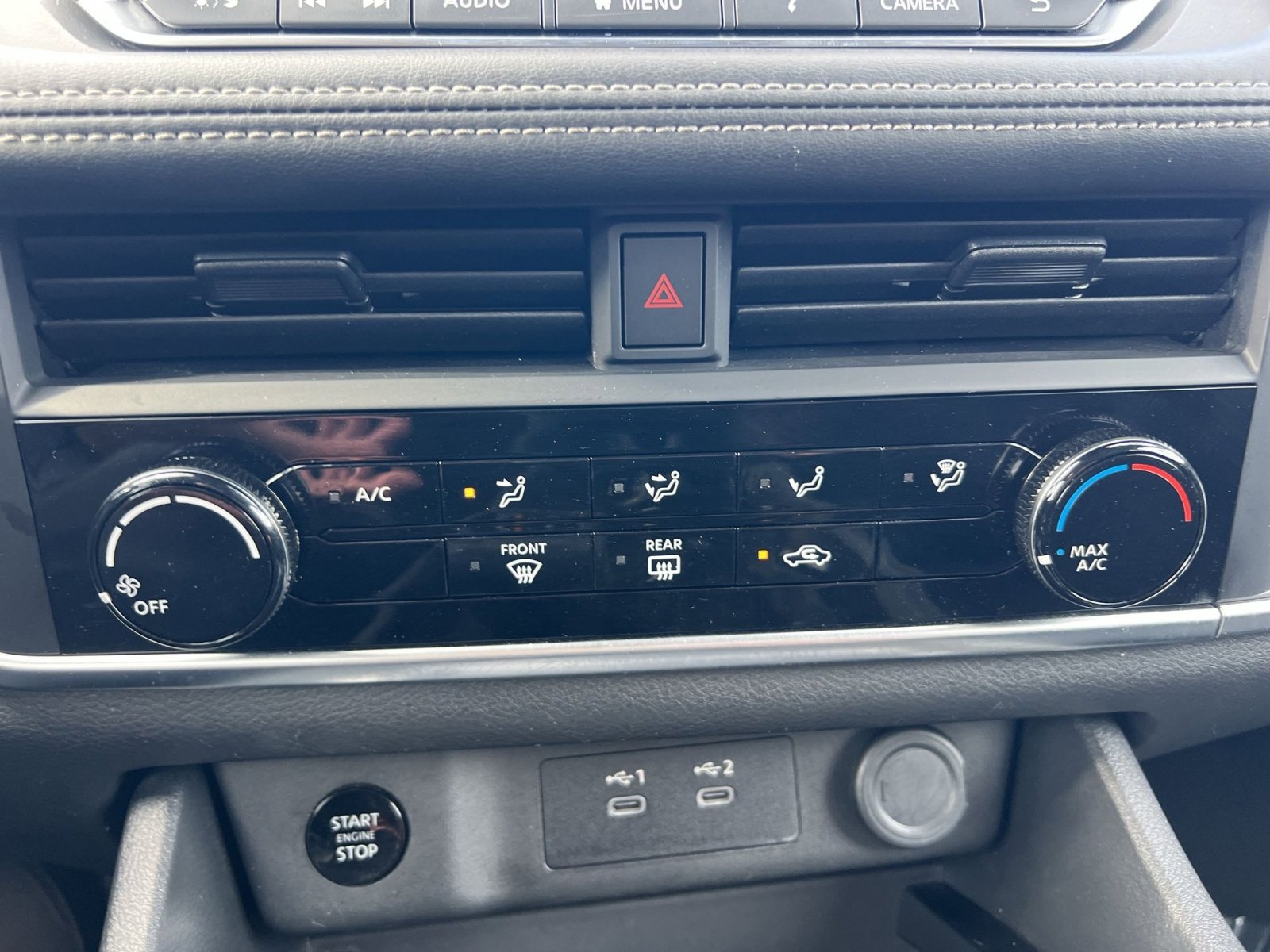 Used 2024 Nissan Rogue S image 20