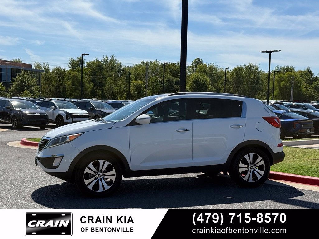 Used 2011 Kia Sportage EX w/ Premium Pkg w/Leather Seats FWD image 4
