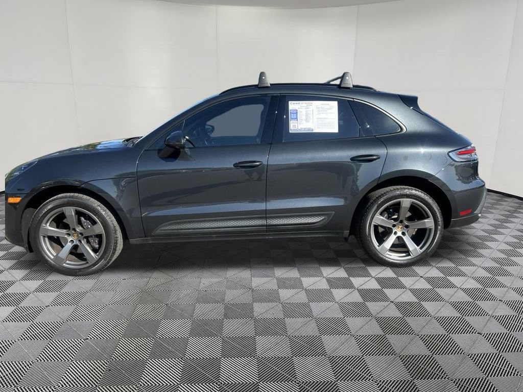 Used 2023 Porsche Macan Turbo AWD/4WD image 4