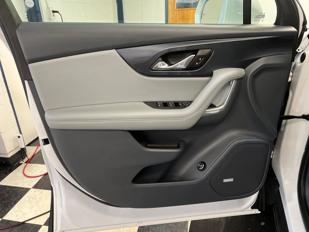 Used 2019 Chevrolet Blazer LT w/ Sun and Wheels Package image 36