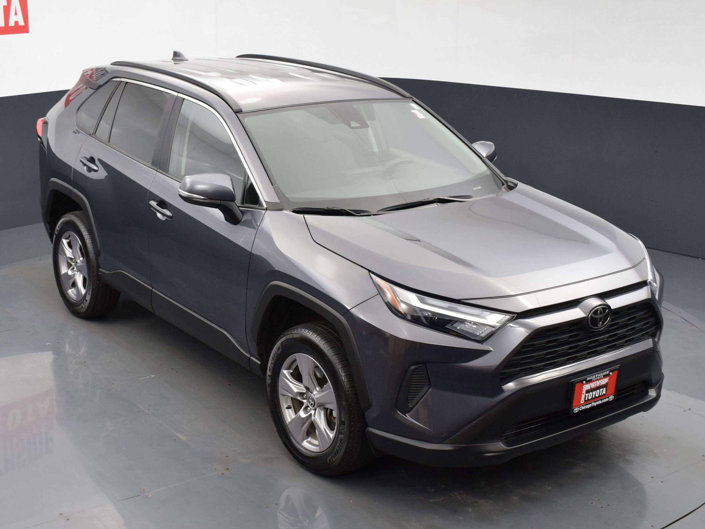 Used 2025 Toyota RAV4 XLE FWD image 21