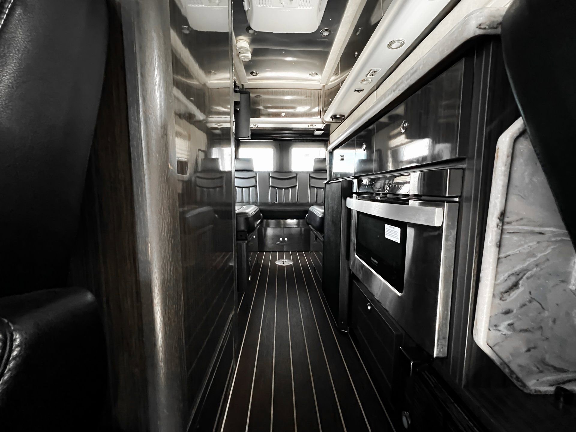 Used 2015 Mercedes-Benz Sprinter 3500 image 33