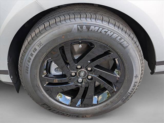 New 2026 Land Rover Range Rover Evoque S image 9