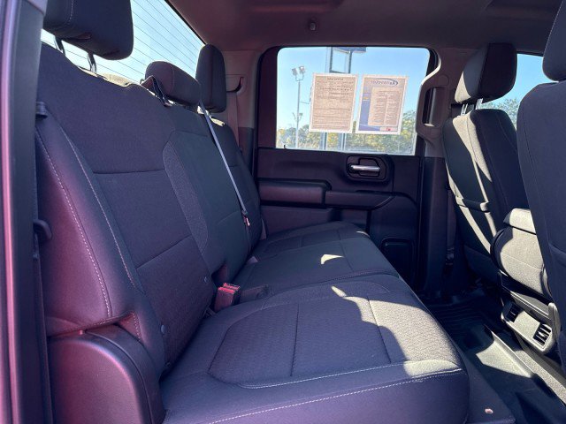 Used 2022 Chevrolet Silverado 2500 Custom w/ Custom Value Package image 13