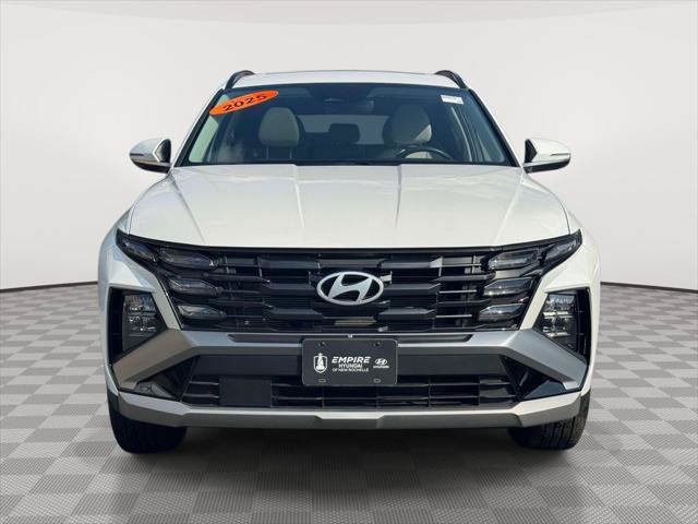 Certified 2025 Hyundai Tucson SEL AWD/4WD image 2