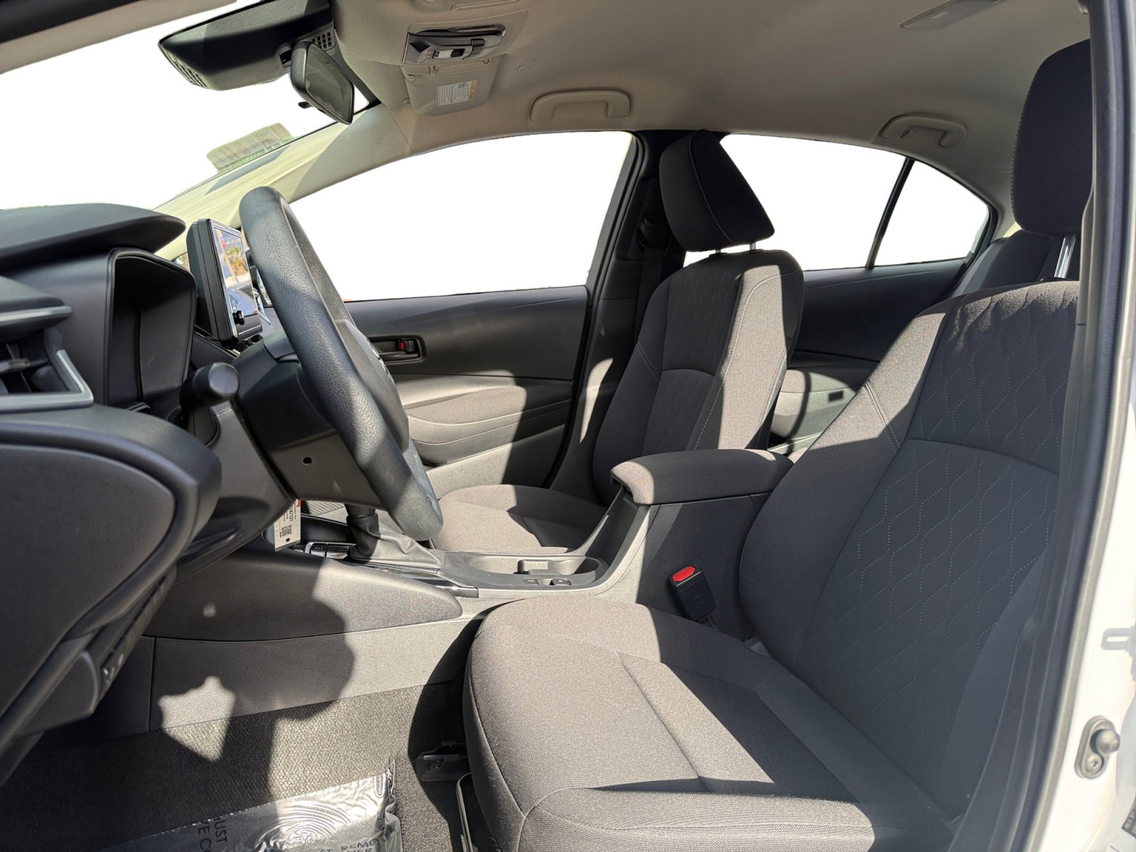 Used 2024 Toyota Corolla LE image 9