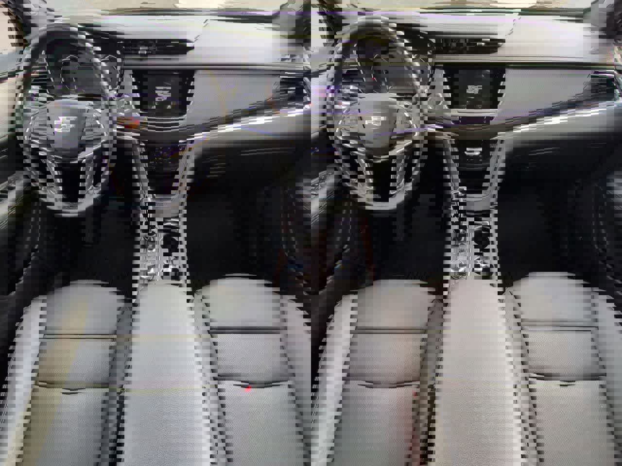 Used 2024 Cadillac XT5 Premium Luxury image 15