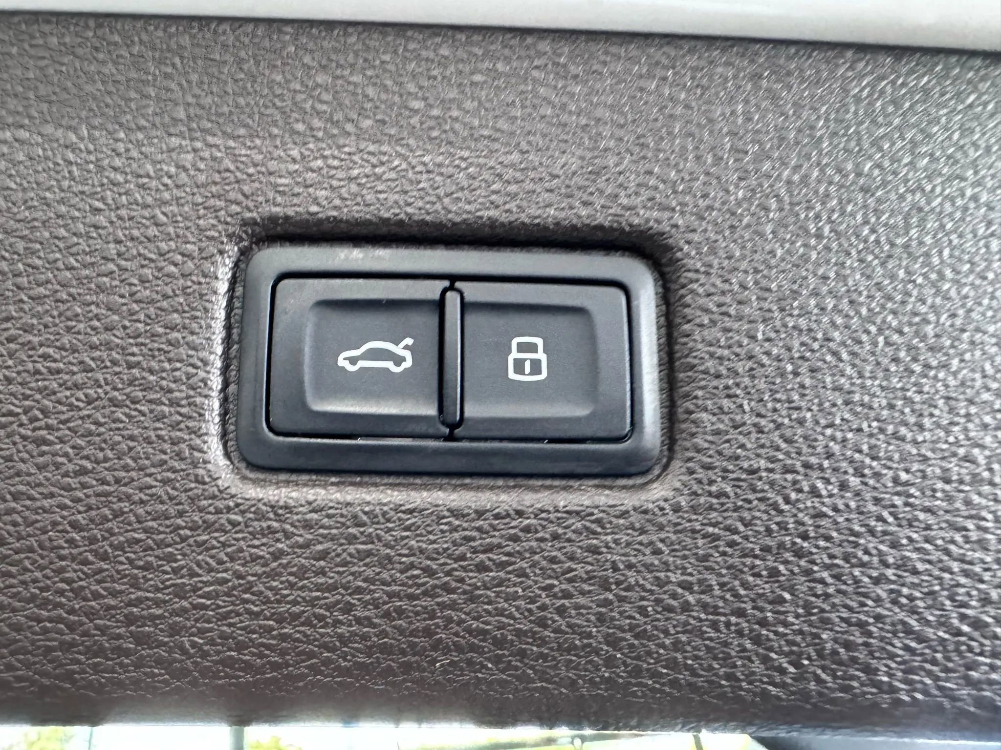 Used 2017 Audi Q7 2.0T Premium Plus w/ Premium Plus Package image 27