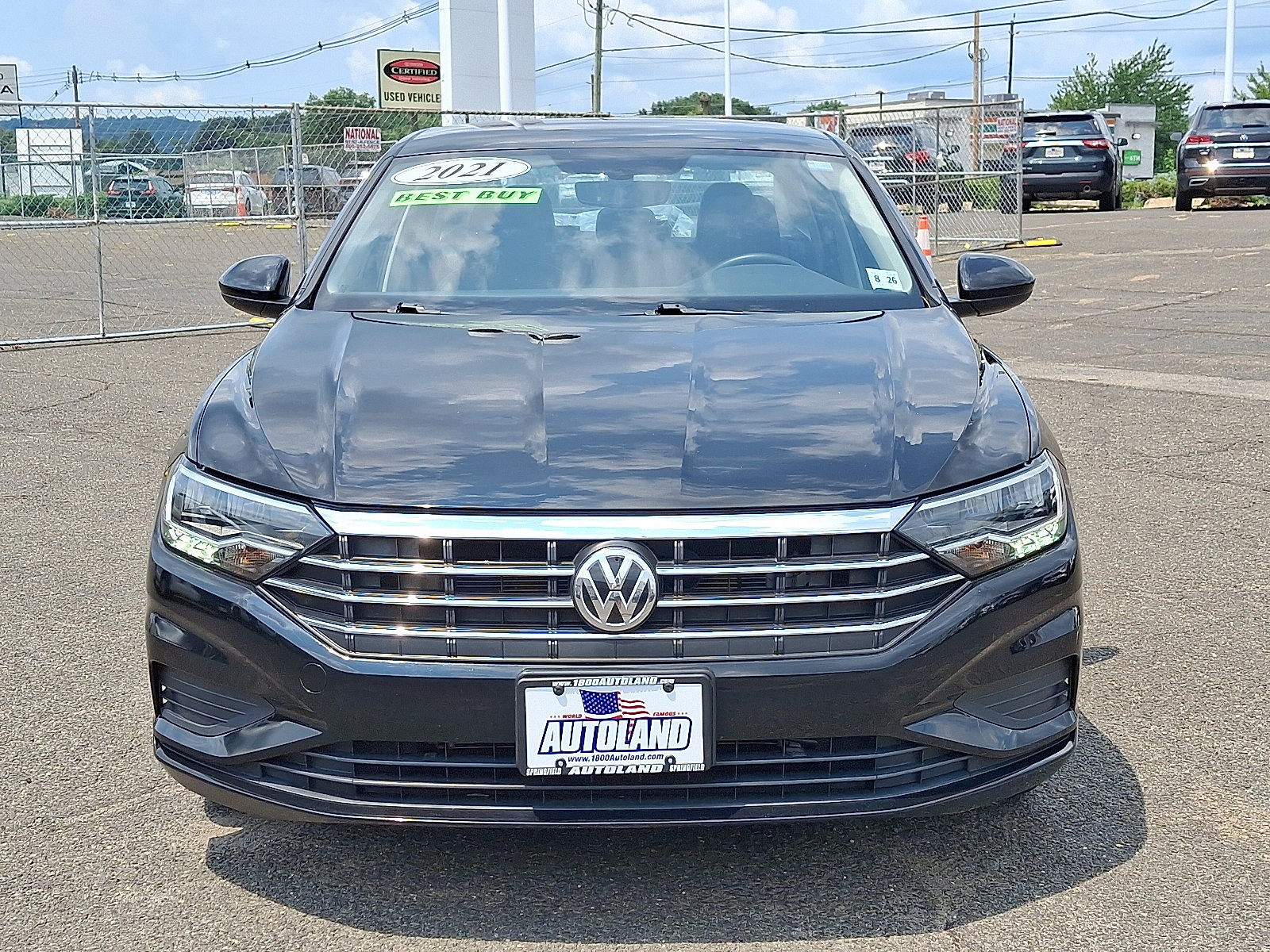 Used 2021 Volkswagen Jetta SE w/ SE Cold Weather Package FWD image 2