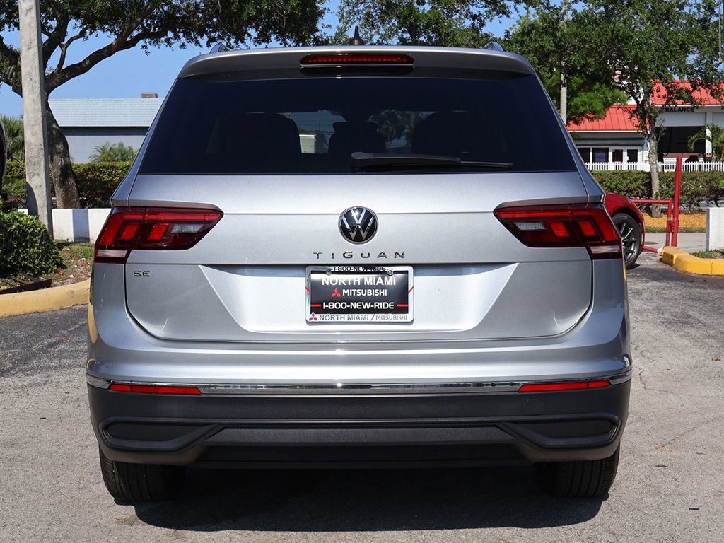 Used 2023 Volkswagen Tiguan SE FWD image 9