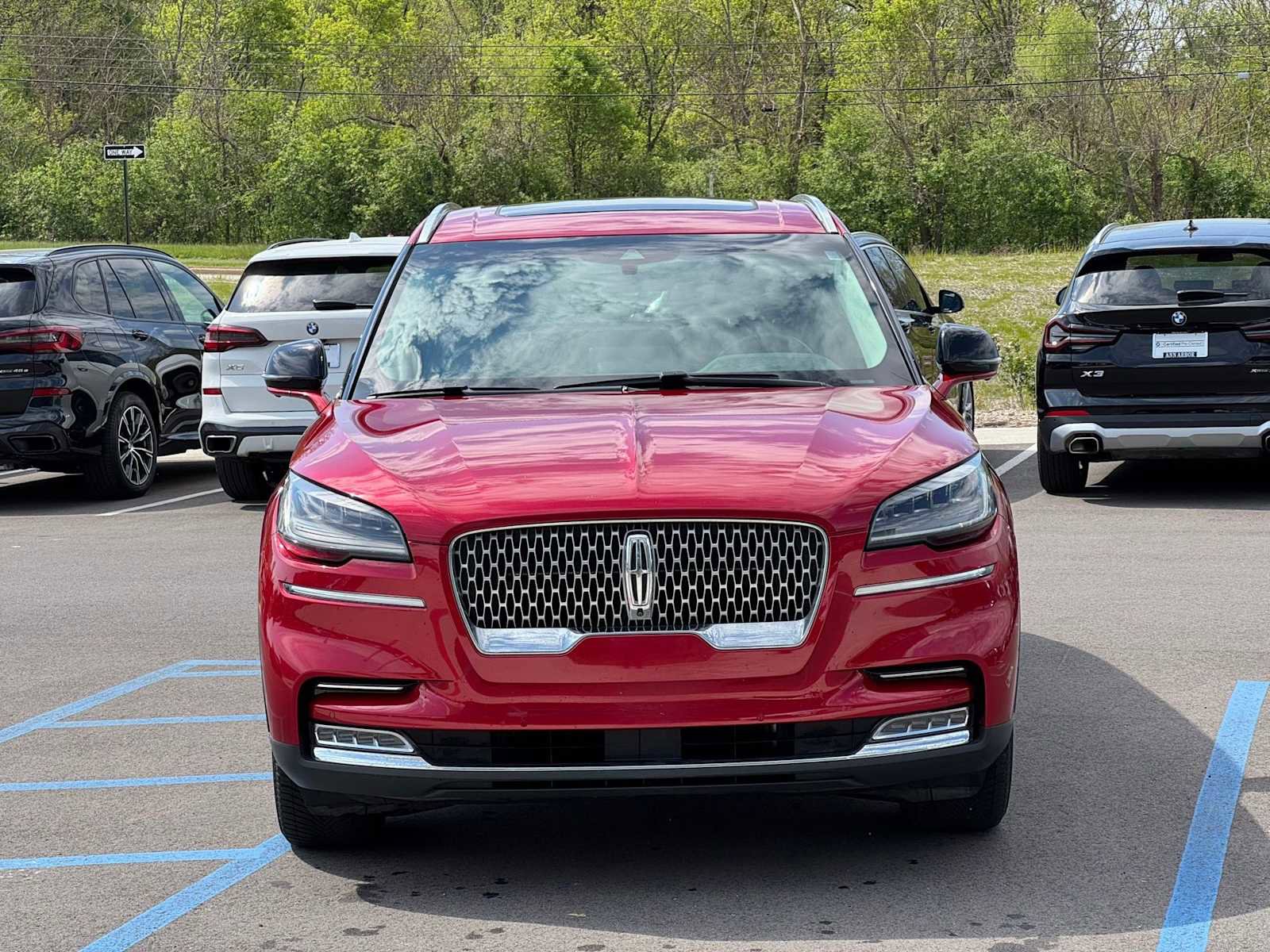 Used 2020 Lincoln Aviator Reserve w/ Equipment Group 201A AWD/4WD image 3