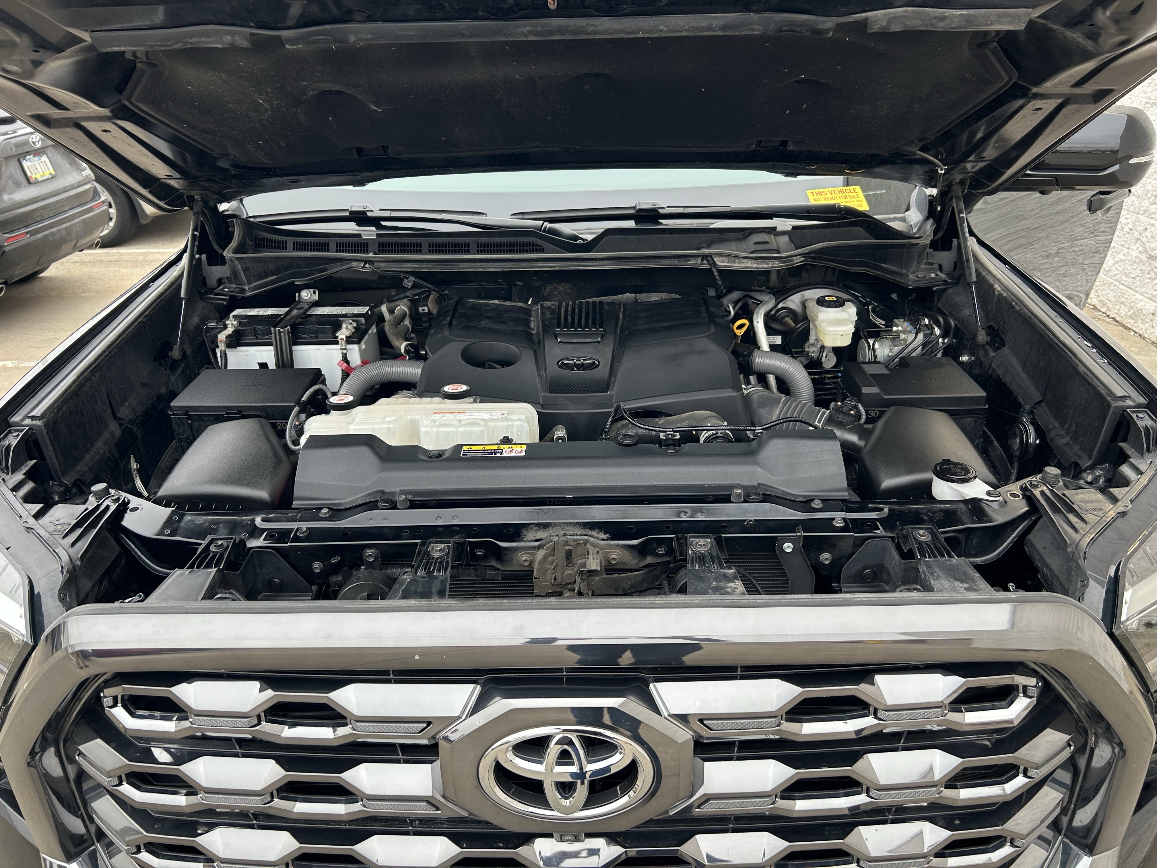 Used 2023 Toyota Tundra Platinum image 9