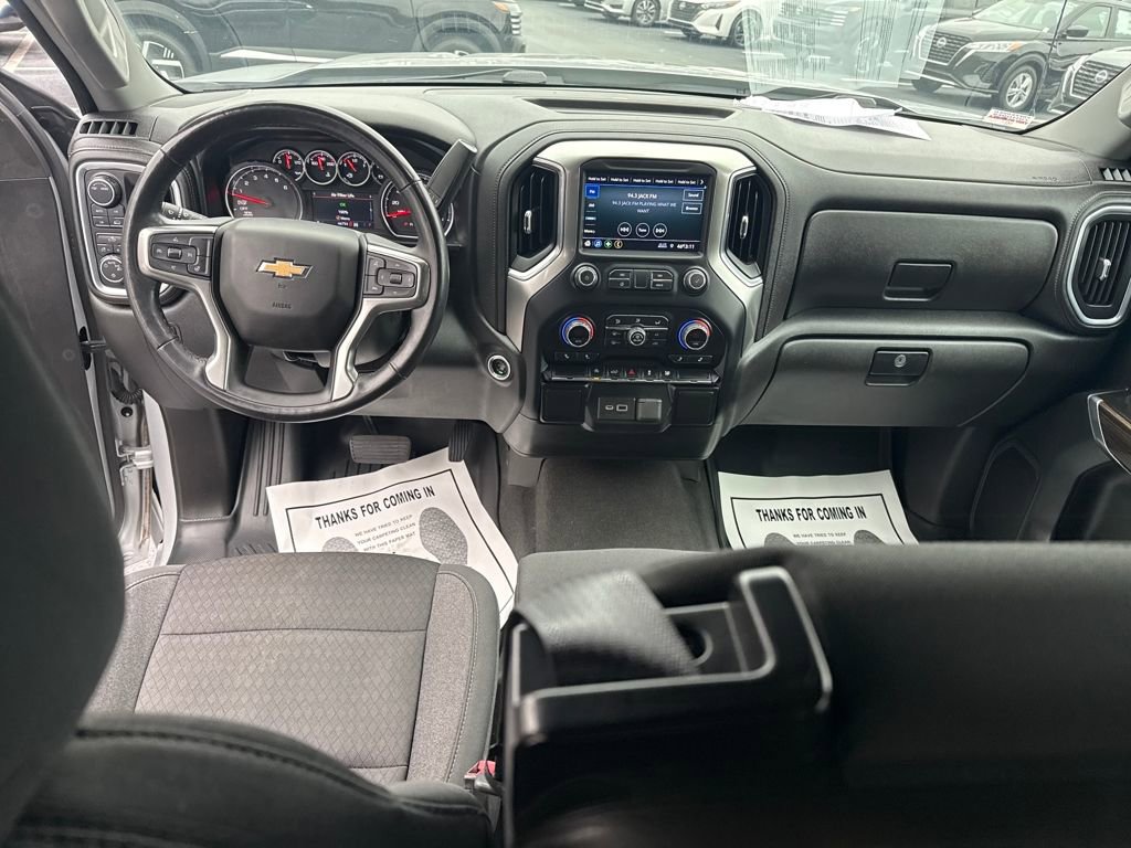 Used 2021 Chevrolet Silverado 1500 LT image 12