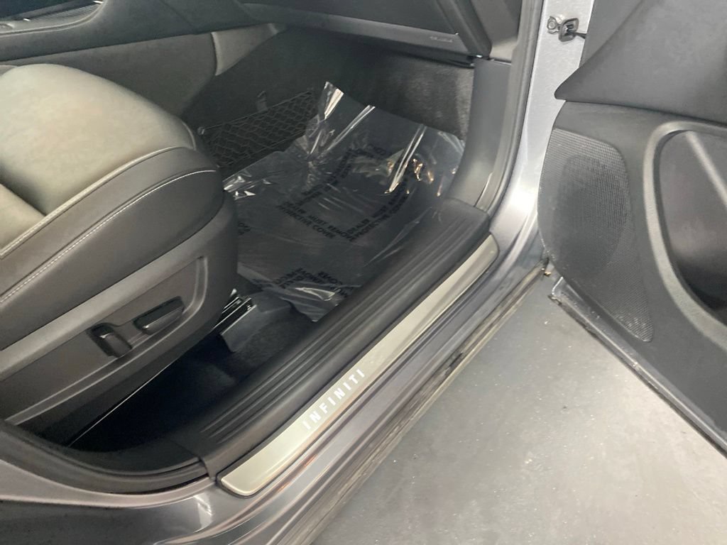 Used 2020 INFINITI QX50 Luxe w/ Navigation Package AWD/4WD image 33
