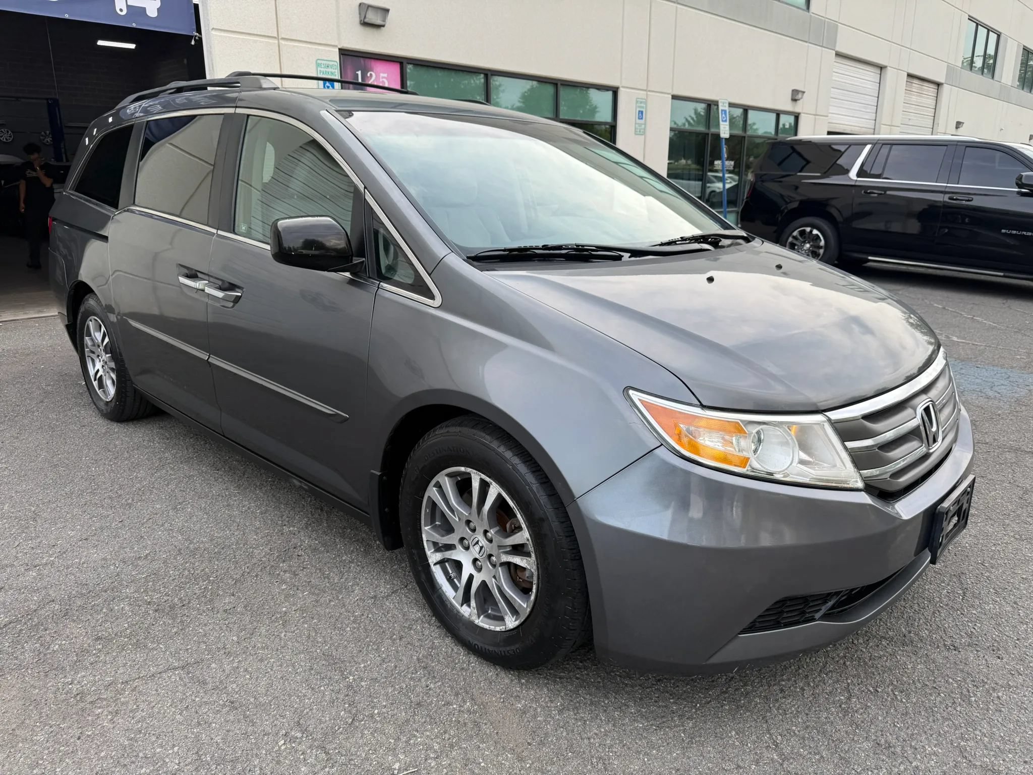 Used 2012 Honda Odyssey EX image 7