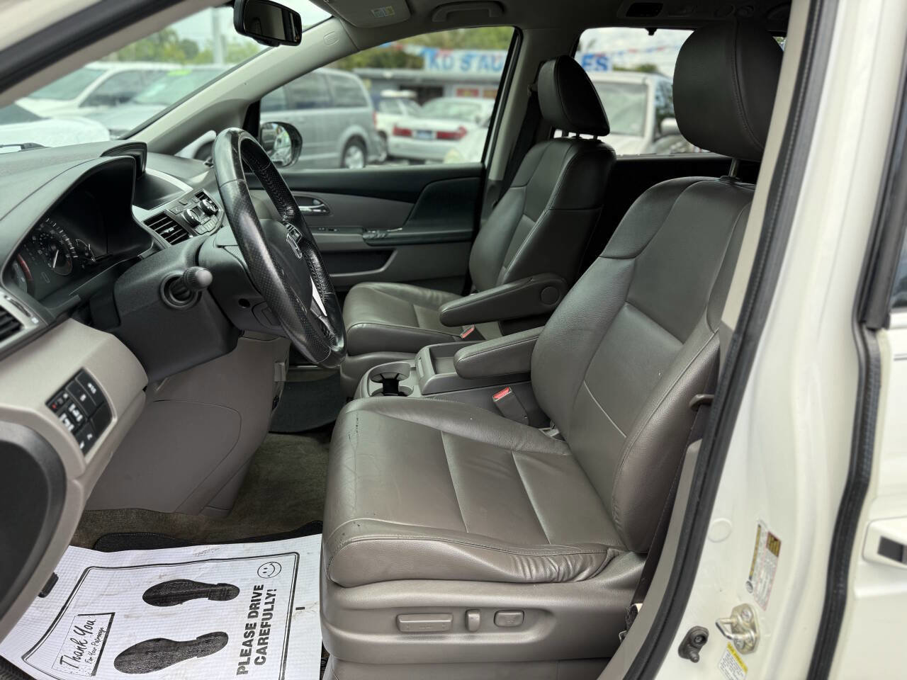 Used 2015 Honda Odyssey Touring Elite image 42