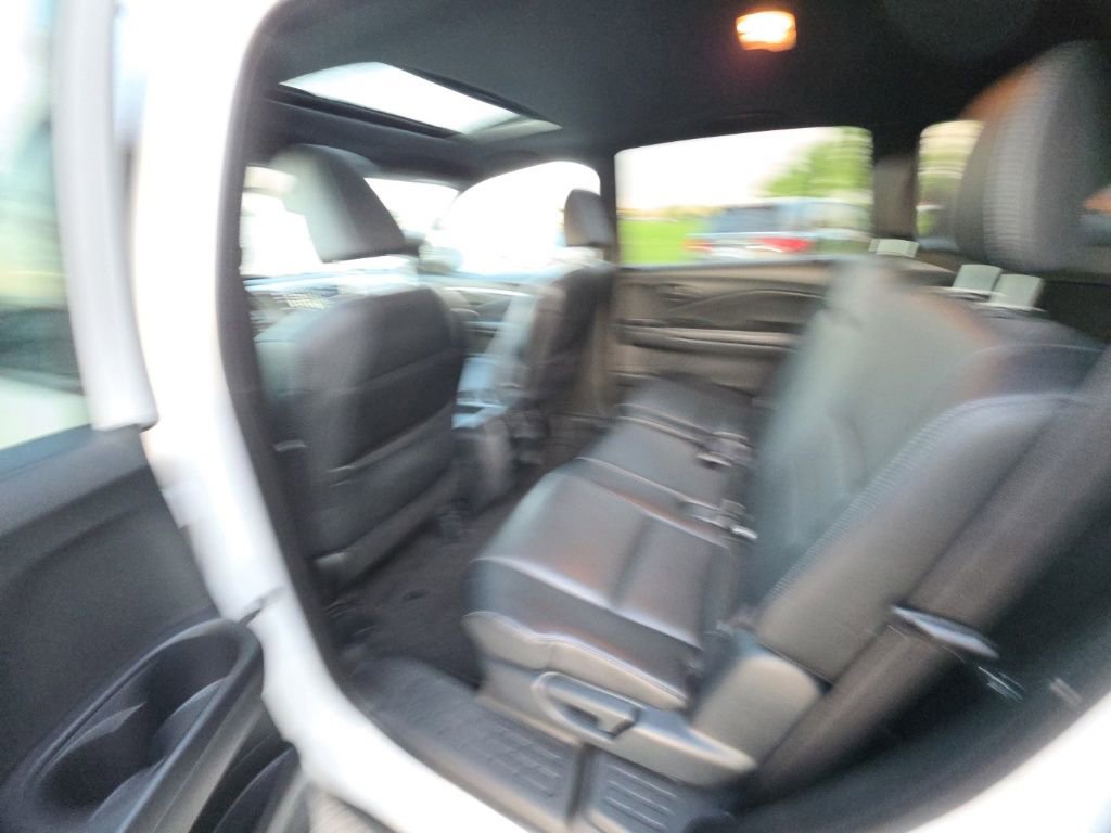 Used 2023 Honda Passport EX-L image 27