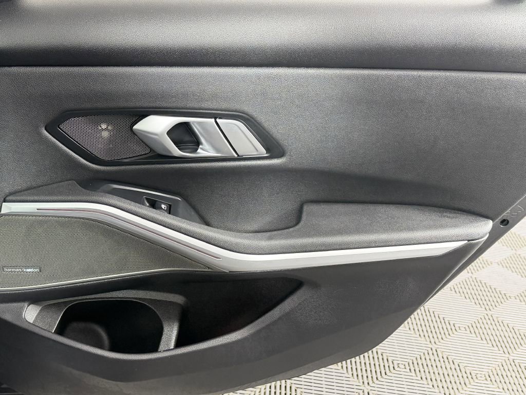 Used 2021 BMW 330i xDrive Sedan w/ Premium Package image 22