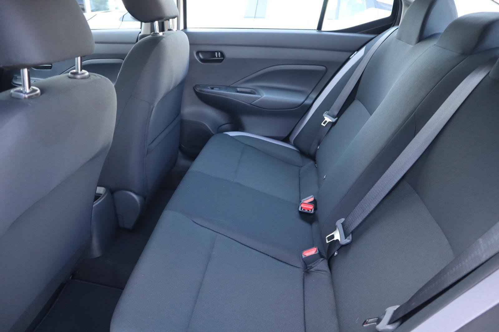 Used 2025 Nissan Versa S w/ Trunk Package image 34