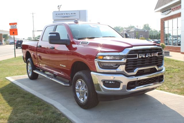 Used 2026 RAM 2500 Big Horn AWD/4WD image 3