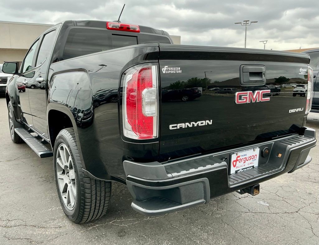 Used 2017 GMC Canyon Denali image 13