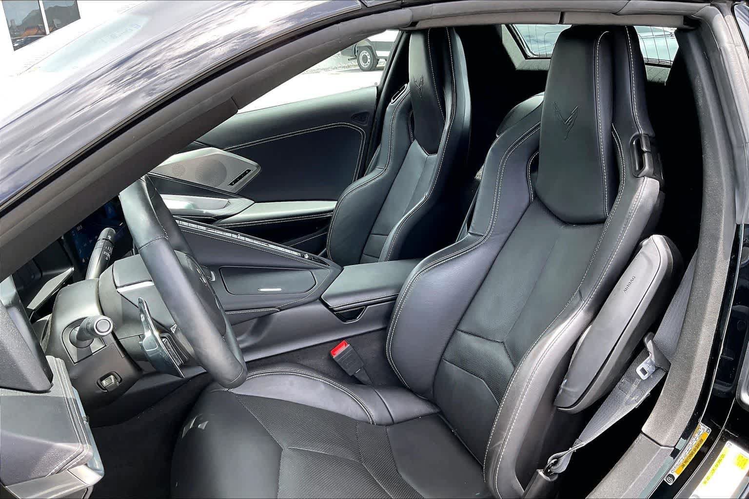 Used 2024 Chevrolet Corvette Stingray Preferred Conv w/ Battery Protection Package RWD image 11