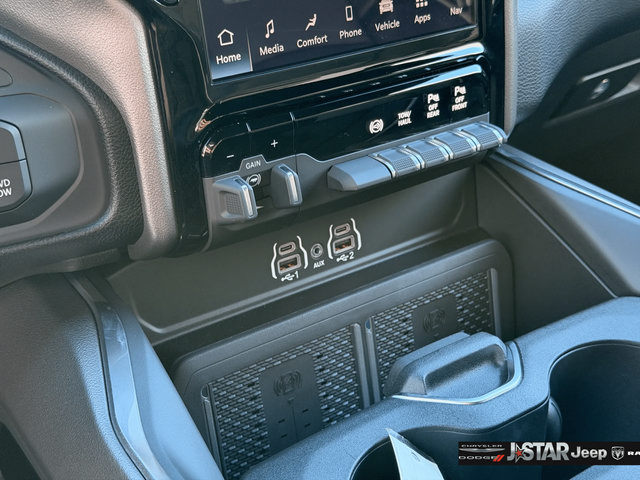 New 2026 RAM 2500 Laramie w/ Night Edition AWD/4WD image 20