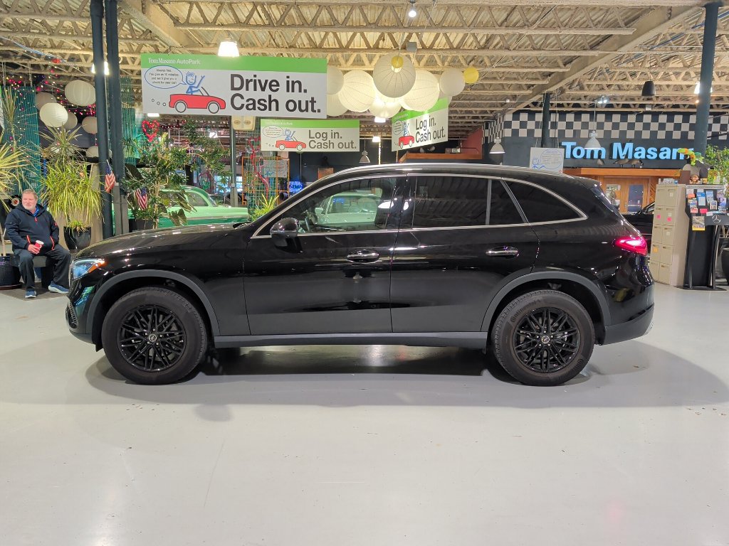Used 2023 Mercedes-Benz GLC 300 4MATIC image 13
