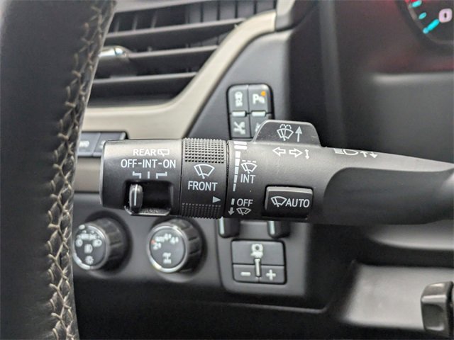 Used 2019 GMC Yukon XL Denali w/ Denali Ultimate Package image 33